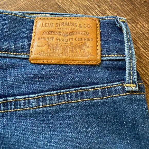 Levi’s - Picture 10 of 10